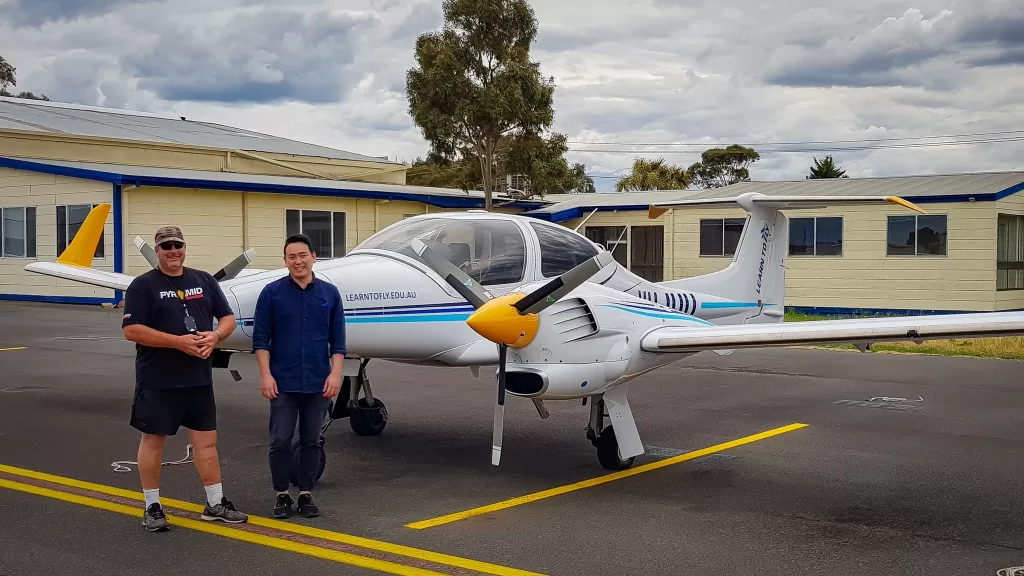 International-Ferry-Pilot-Diamond DA42
